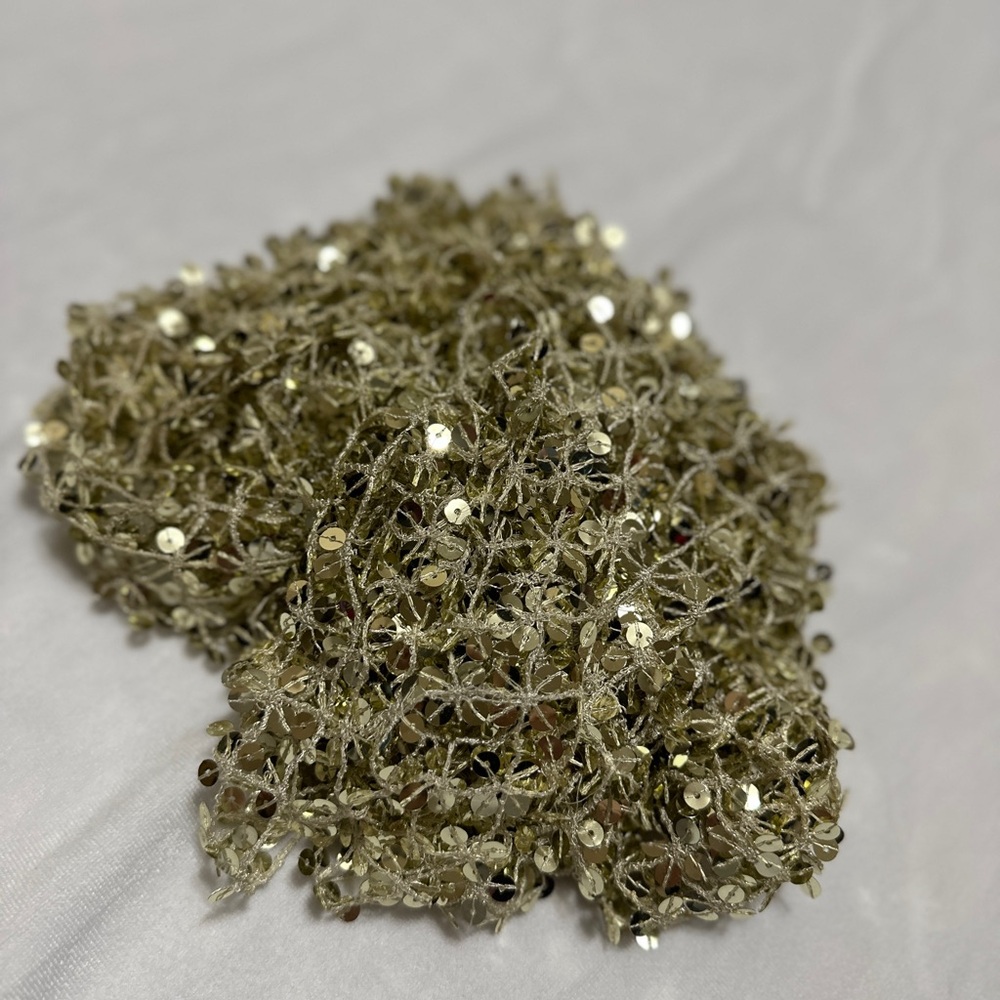 Sequins scarf - Picture 10 of 11